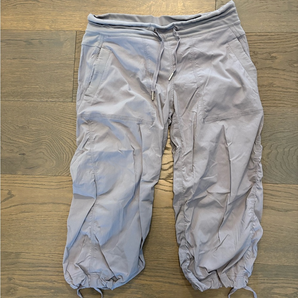 Lululemon gray studio crops sz 8 brand new